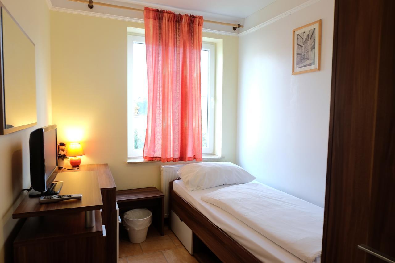 Panorama Hotel Kassel Niestetal Ngoại thất bức ảnh
