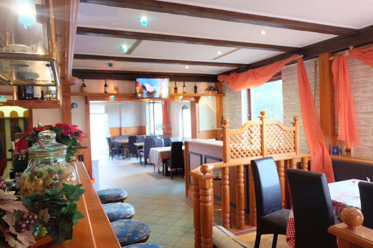 Panorama Hotel Kassel Niestetal Ngoại thất bức ảnh