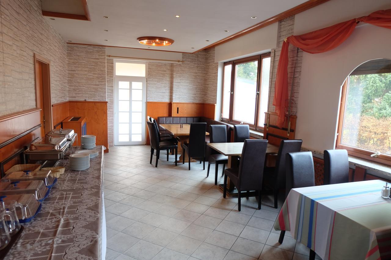 Panorama Hotel Kassel Niestetal Ngoại thất bức ảnh
